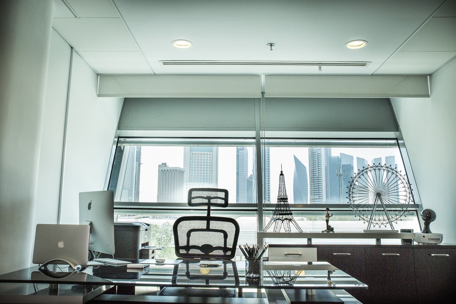 A legal practice for companies that need judgment and execution.